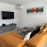 Mario וילה פורץ